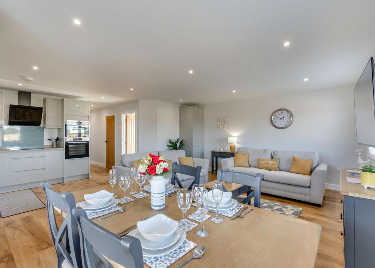 Cotswold Gateway Escape Hotel Offenham Екстериор снимка
